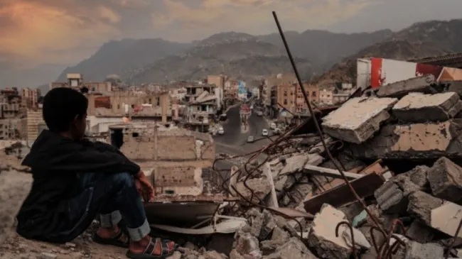 destroyed buildings in Yemen